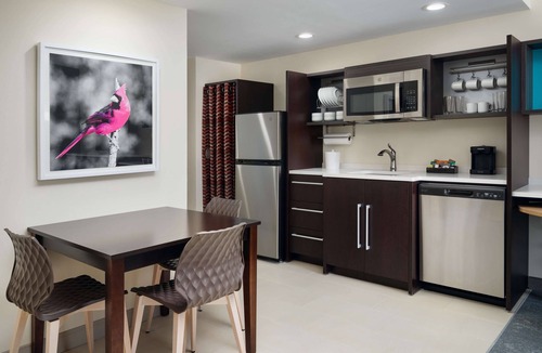 Richmond Hotel | Home2 Suites By Hilton Richmond Glenside