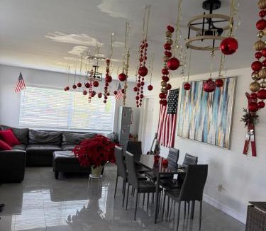 Hallandale Beach Hostel | HOSTEL Star