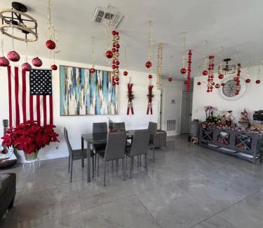 Hallandale Beach Hostel | HOSTEL Star