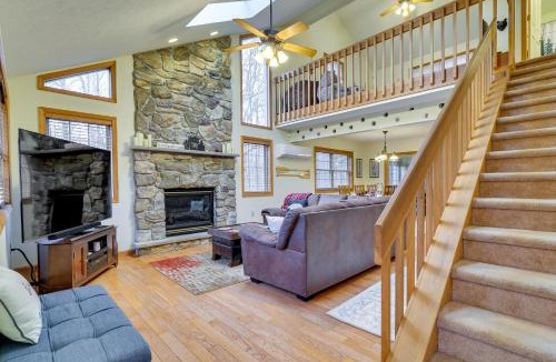 Gouldsboro House | Hot Tub, Game Room! Poconos Home 22 Mi to Slopes