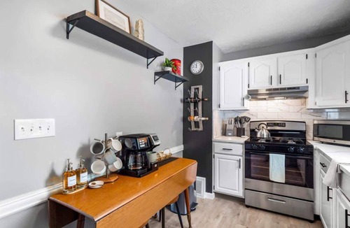 Lorain House | Hot Tub - Near Lake Erie - Pet Friendly - Sleeps 8