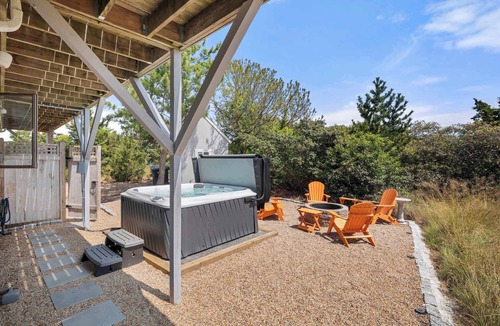 Wellfleet House | Hot Tub, Waterfront Home with Stunning Views!