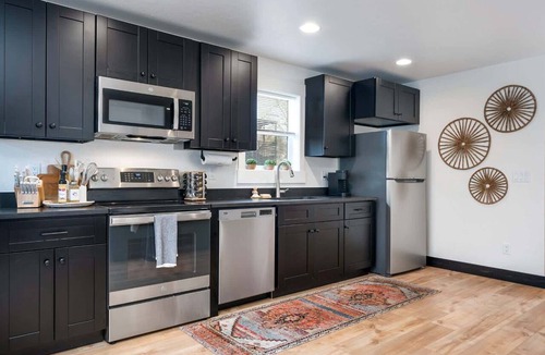 Kalispell Apartment | Hot Tub & Workspace | Walk Downtown