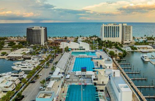 Central Beach Resort | Hotel Maren Fort Lauderdale Beach, Curio Collection By Hilton