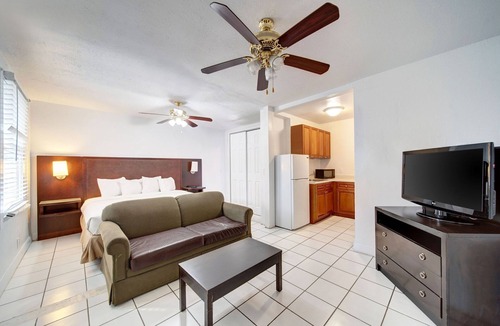 Hollywood Hotel | Hotels in Hollywood Beach - Book a Cheap Hotel in Hollywood Beach