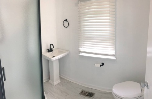 Dover House | House Close to Bayhealth Kent Campus, Speedway, AFB and beaches