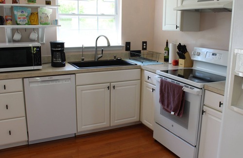Capeville House | House in Cape Charles w/Hot Tub & EV Charger - near Kiptopeke Park & Beaches!