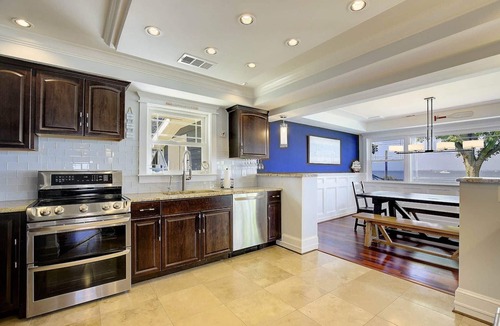 Stevensville House | House on the Bay with Private Beach Access & Panoramic Bridge Views