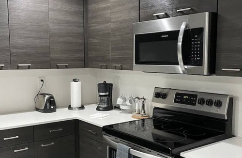 Miramar House | Hushed Miramar Town