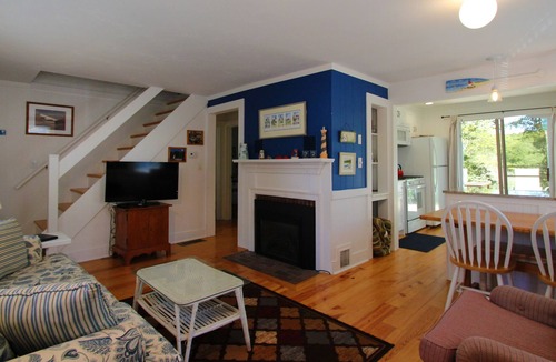 Hyannis Port House | Hyannis Port Cape-Style Cottage. Short Walk to 3 Sandy Ocean Beaches!