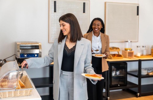 Essington Hotel | Hyatt Select Philadelphia Airport