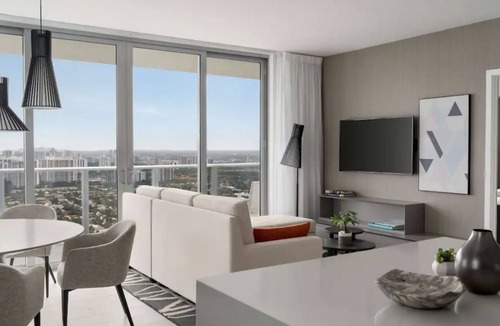 Hallandale Beach House | hyde-beach hollywood