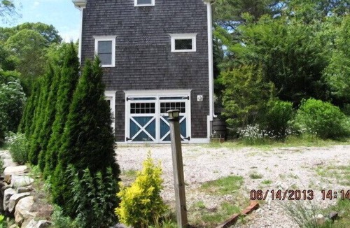 Truro Cottage | Idyllic Cottage in Leafy Glen Near the Ocean