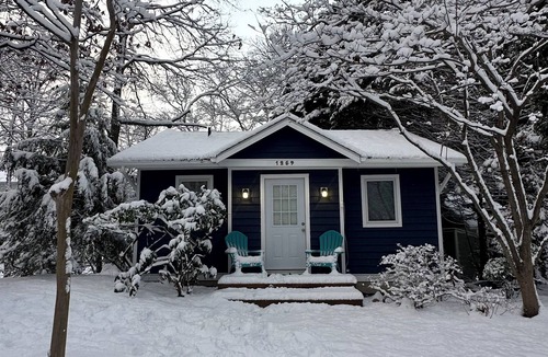 Annapolis Cottage | Idyllic Cottage Near Annapolis with Treehouse Vibes & Outdoor Charm
