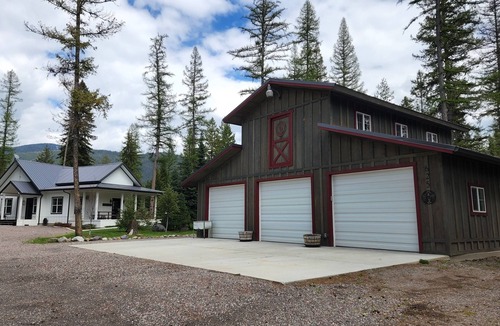 Martin City Cottage | Immaculate Farm Cottage on 40 Acres - Minutes from Glacier National Park