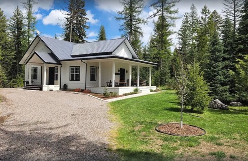 Martin City Cottage | Immaculate Farm Cottage on 40 Acres - Minutes from Glacier National Park