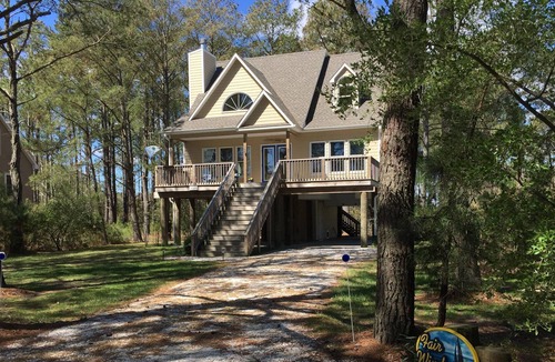 Piney Island House | Immaculate home, close to the bridge to Assateague, bike to the beach!