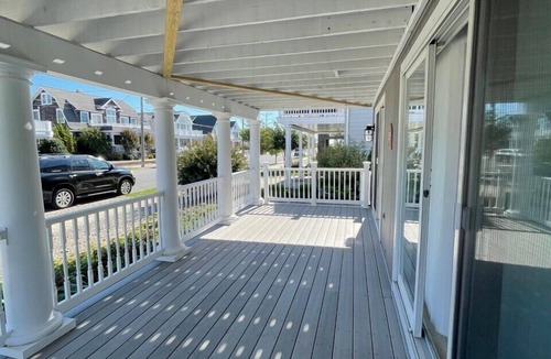Stone Harbor House | Immaculately maintained upside-down home just 2 blocks from downtown Stone Harbor and 1 block to the beach.