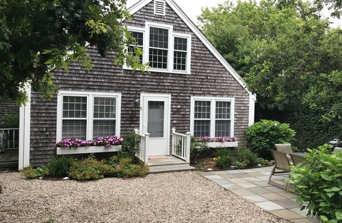 Nantucket Town Cottage | In-Town Walk to Beaches Charming Cottage Private Patio & Easy Parking