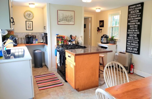Tisbury House | IN-TOWN-WALK To Everything! Adorable & Affordable , Front Porch & Deck/3 A/C's
