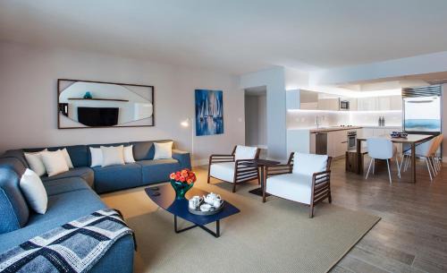 South Beach Apartment | Incredible Ocean Views! Terrace, 1800 sq.ft., Hotel