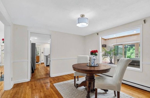 Ballston Spa House | Indoor Salt water Spa for long or short stays