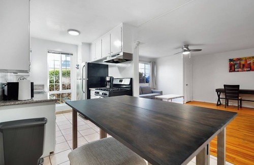 Mar Vista Apartment | ING3- Enjoyable 1 bedroom apartment with WiFi in vibrant Los Angeles
