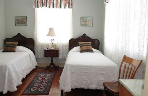 Old Town Fredericksburg Hotel | Inn at the Old Silk Mill