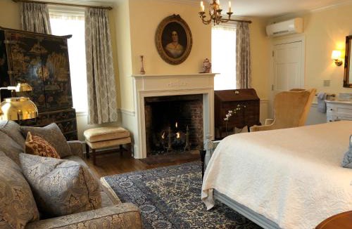 Exeter Bed & Breakfast | Inn by the Bandstand a Boutique Hotel