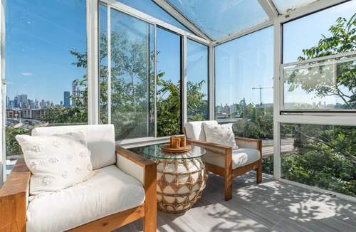 Weehawken House | Interior Designer's Abode - minutes to Manhattan