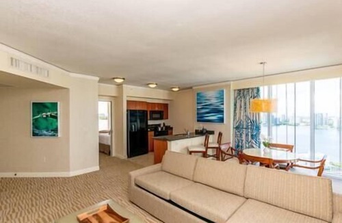 Sunny Isles Beach Apartment | International Resort 1600 Sqf Ocean View Terrace