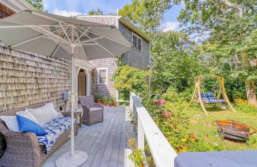 Katama House | Inviting home near town and the beach with fast WiFi and private W/D