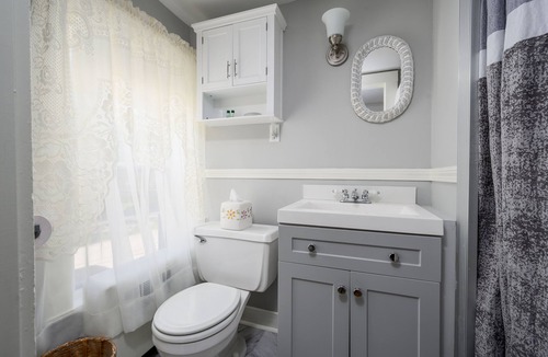 Dennis Bed & Breakfast | Isaiah Hall Bed & Breakfast Inn
