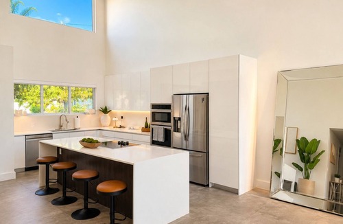 North Bay Village Villa | Island Bay Villa – North Bay Village Waterfront