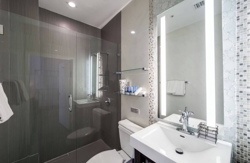 Flamingo/Lummus Hotel | Ithaca Hotel