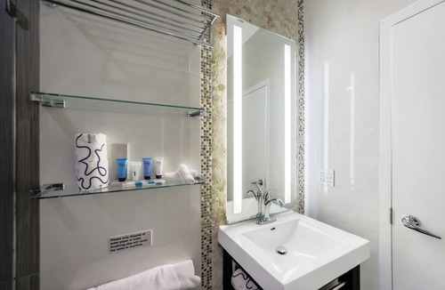 Flamingo/Lummus Hotel | Ithaca Hotel