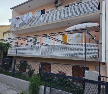 Vranjic Apartment | Ivana