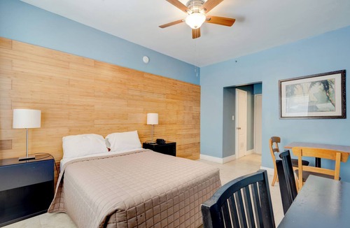 City Center Hotel | James Hotel - Near Miami Beach Convention Center