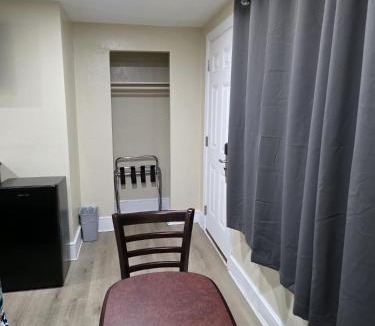 Saugus Hotel | James Motel