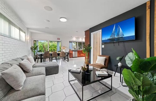 South Lake House | Jardins D'eden Turfed Pool 6Min Beach