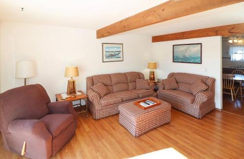 Deep Hole House | Joint Venture - Pet friendly & water views!
