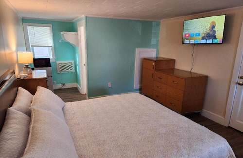 Dennis Port Hotel | Jonathan Edwards Motel