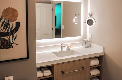 Beverly Heights Hotel | Jr Riverview Balc | Riverside Hotel | Riverview Balcony, Las Olas Blvd,New River