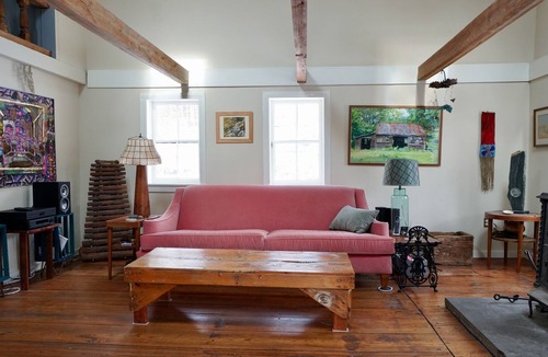 Town of Olive House | JULY RENTAL - MAGICAL PRIVATE SWIMMING QUARRY!