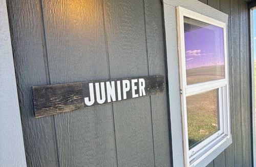 Browning Cabin | Juniper Lovely 1-bedroom cabin with AC in East Glacier Park