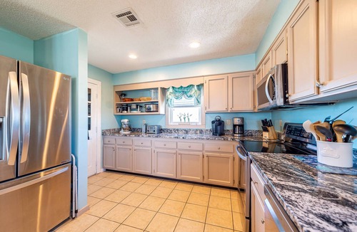 South Nags Head House | K1117 - Sunrise Views & Coastal Luxury – Community Pool, Hot Tub, PETS OK! Steps to the Sand!