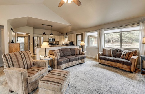 Kalispell Cottage | Kalispell Main House < 15 Mi to Flathead Lake
