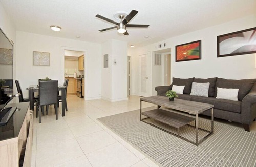 Pompano Beach Condo | Kanda Zen Apt 2 - pool & walk to the beach!