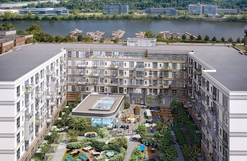 South Side Flats Apartment | Kasa | Walk to South Side Marina with the Family | Pittsburgh