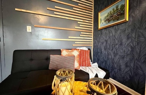 Little Haiti Apartment | King Bed studio Near Wynwood